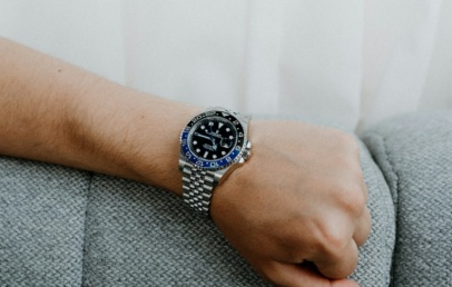 Rolex GMT-Master II 126710BLNR on a jubilee bracelet, on the wrist